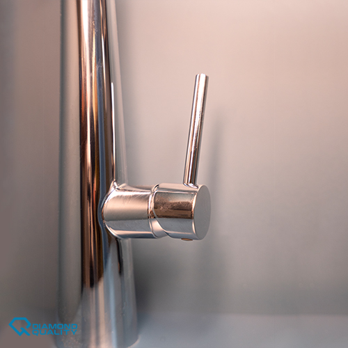 chrome kitchen faucet with flexible hose